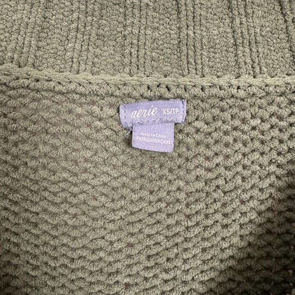 Aerie Womens Sweater Size XS Green Chunky Soft Oversized Knit V-Neck Long Sleeve - Picture 4 of 10